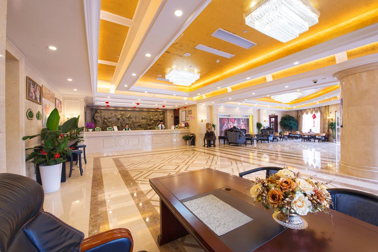Vienna Hotel Jinshan New City Wanda Plaza ภายนอก รูปภาพ
