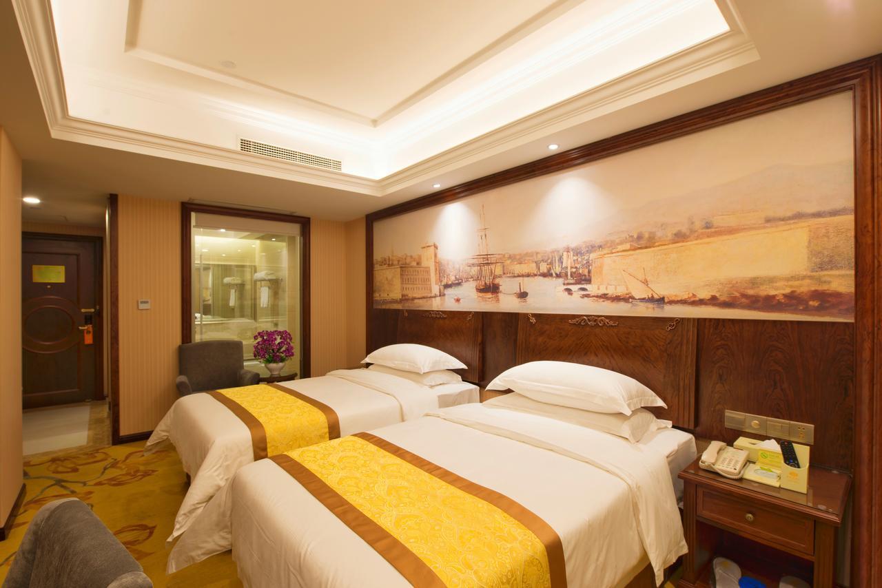 Vienna Hotel Jinshan New City Wanda Plaza ภายนอก รูปภาพ