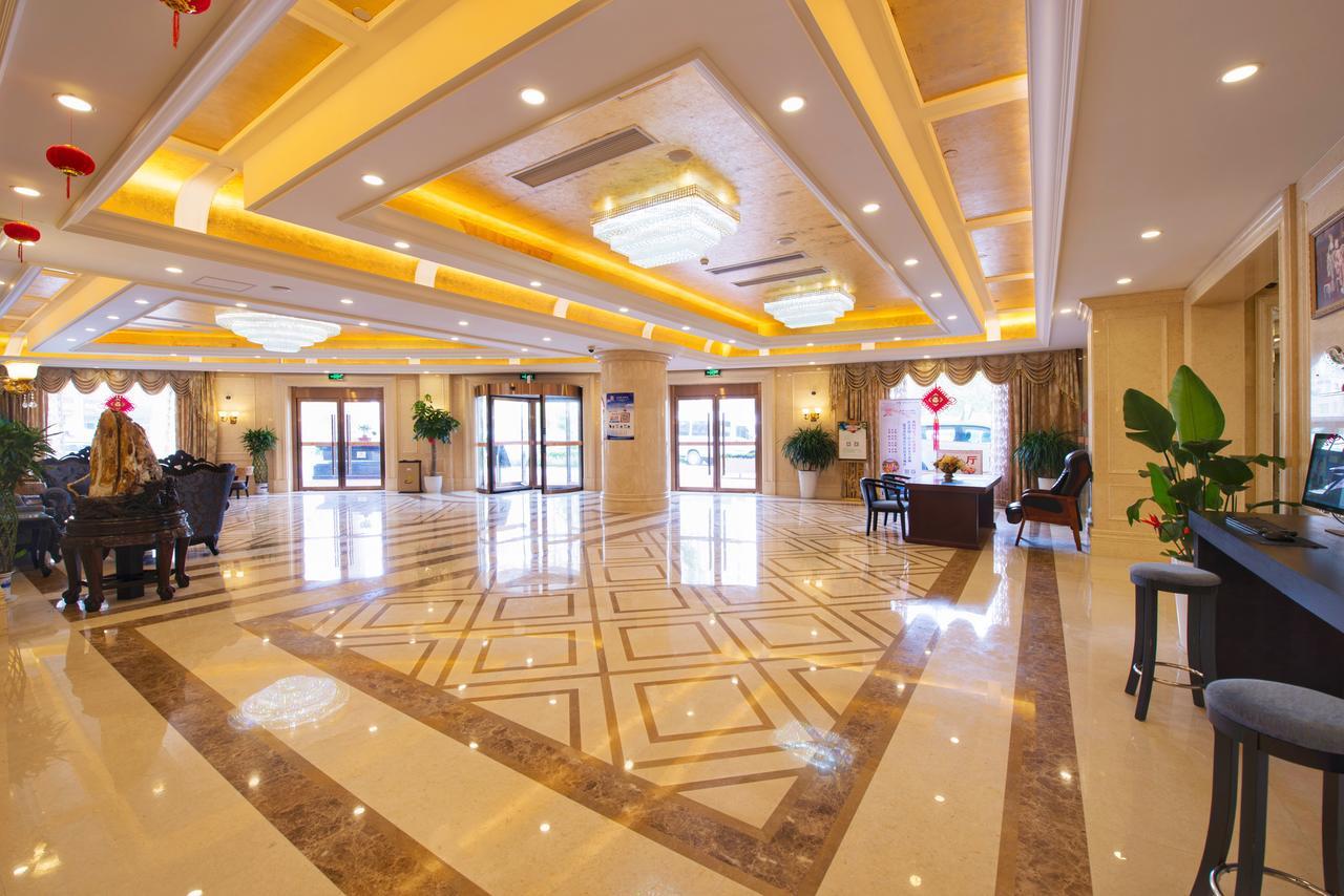 Vienna Hotel Jinshan New City Wanda Plaza ภายนอก รูปภาพ