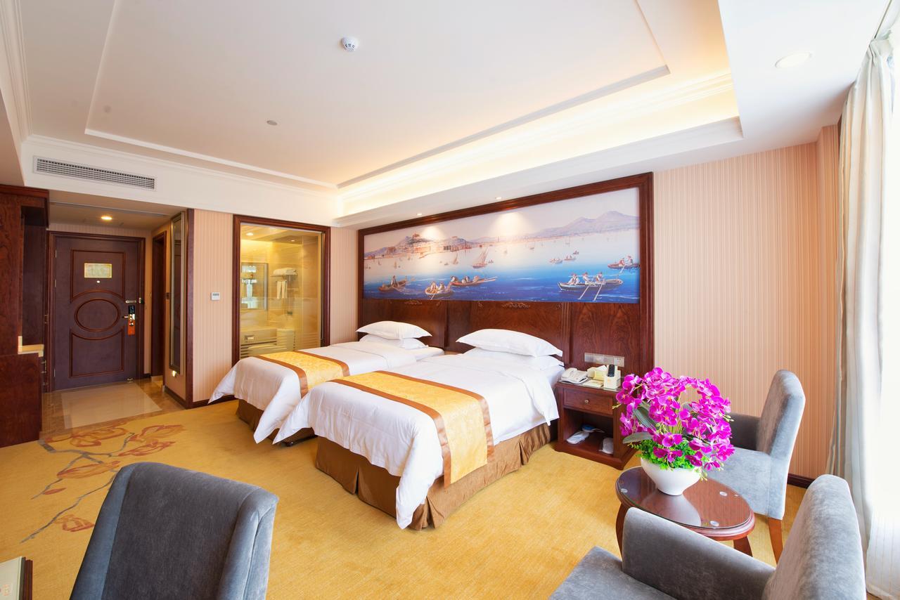 Vienna Hotel Jinshan New City Wanda Plaza ภายนอก รูปภาพ